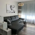 Tankbar\'S Apartment