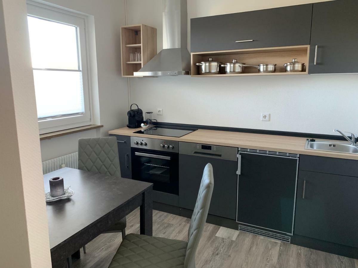 Apartment Tankbar's *